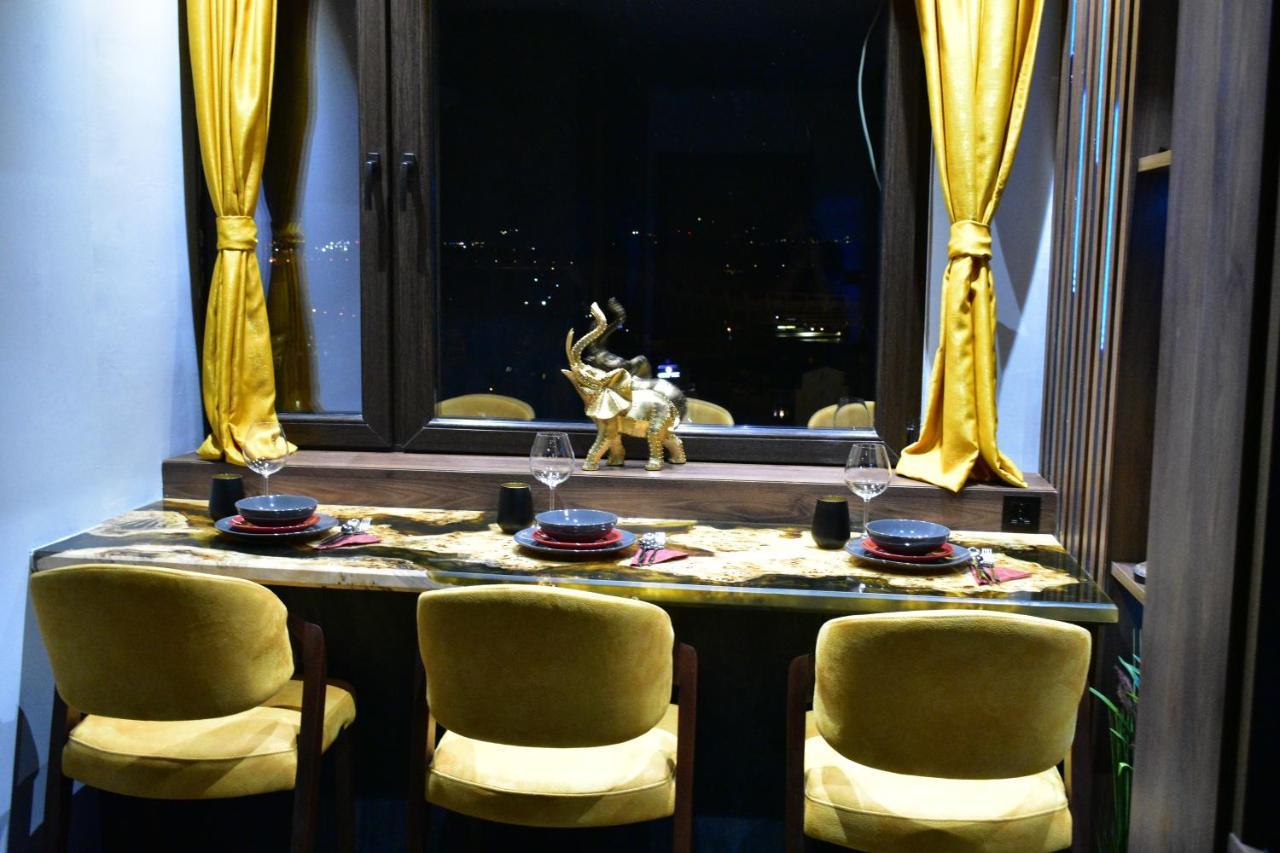 Pentlux - Spa Penthouse In The Heart Of سكوبجي المظهر الخارجي الصورة