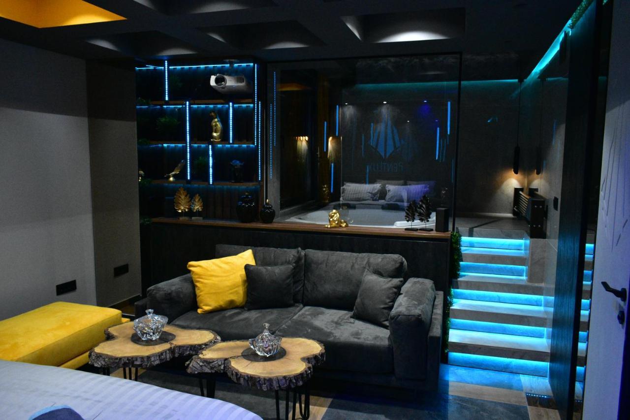 Pentlux - Spa Penthouse In The Heart Of سكوبجي المظهر الخارجي الصورة
