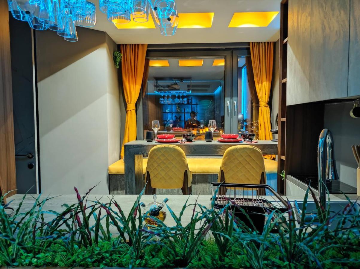 Pentlux - Spa Penthouse In The Heart Of سكوبجي المظهر الخارجي الصورة