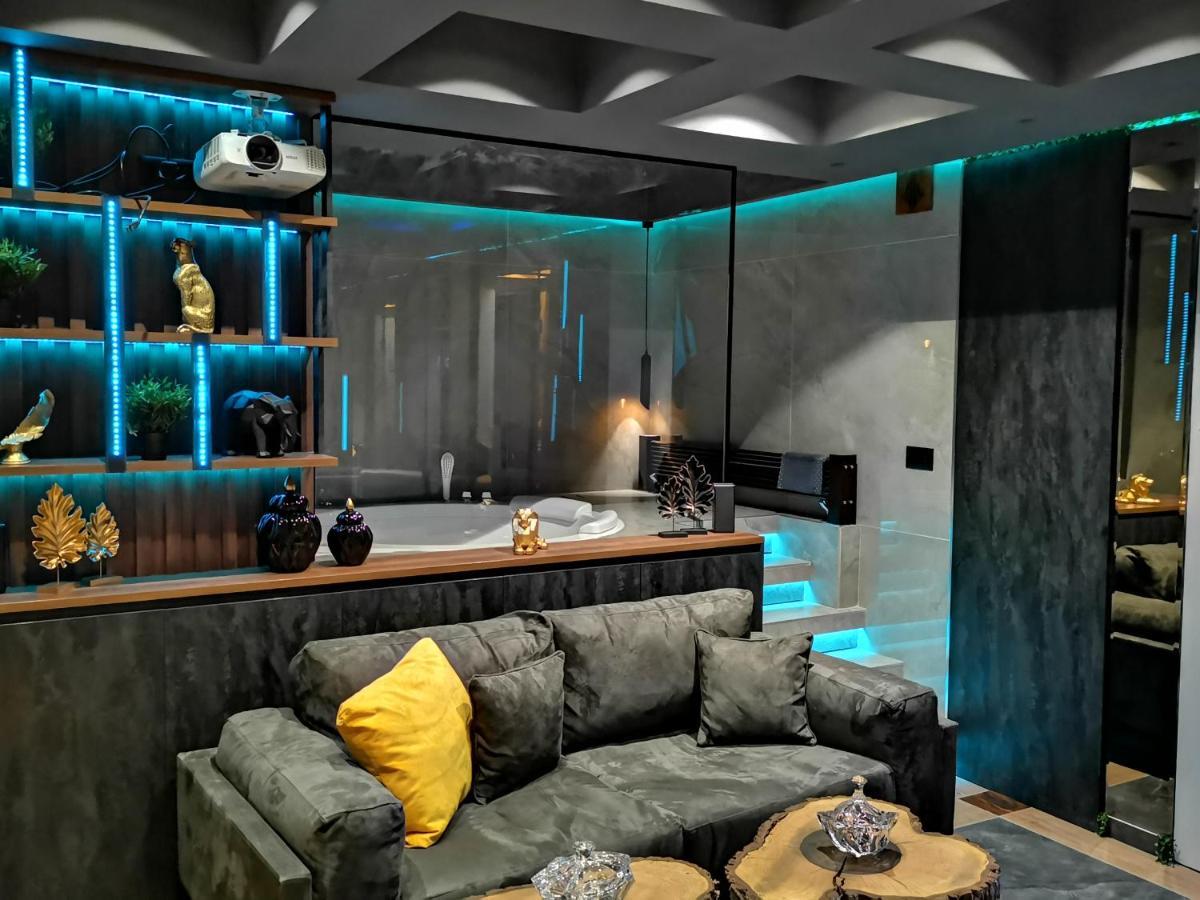Pentlux - Spa Penthouse In The Heart Of سكوبجي المظهر الخارجي الصورة