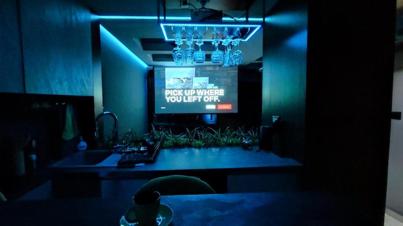 Pentlux - Spa Penthouse In The Heart Of سكوبجي المظهر الخارجي الصورة
