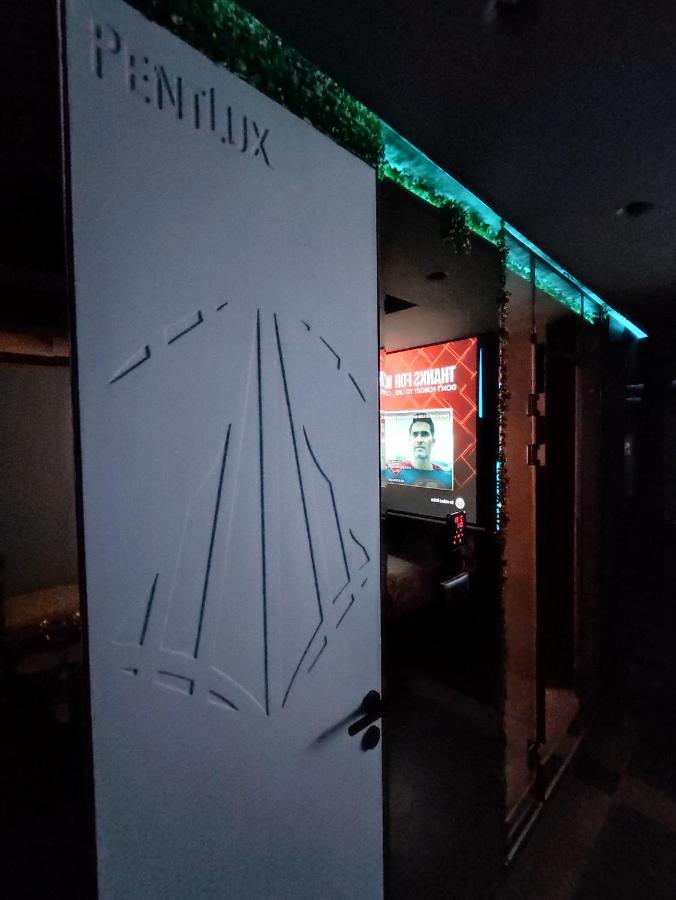Pentlux - Spa Penthouse In The Heart Of سكوبجي المظهر الخارجي الصورة