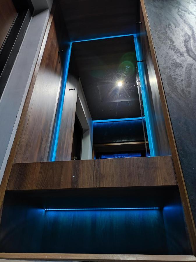 Pentlux - Spa Penthouse In The Heart Of سكوبجي المظهر الخارجي الصورة