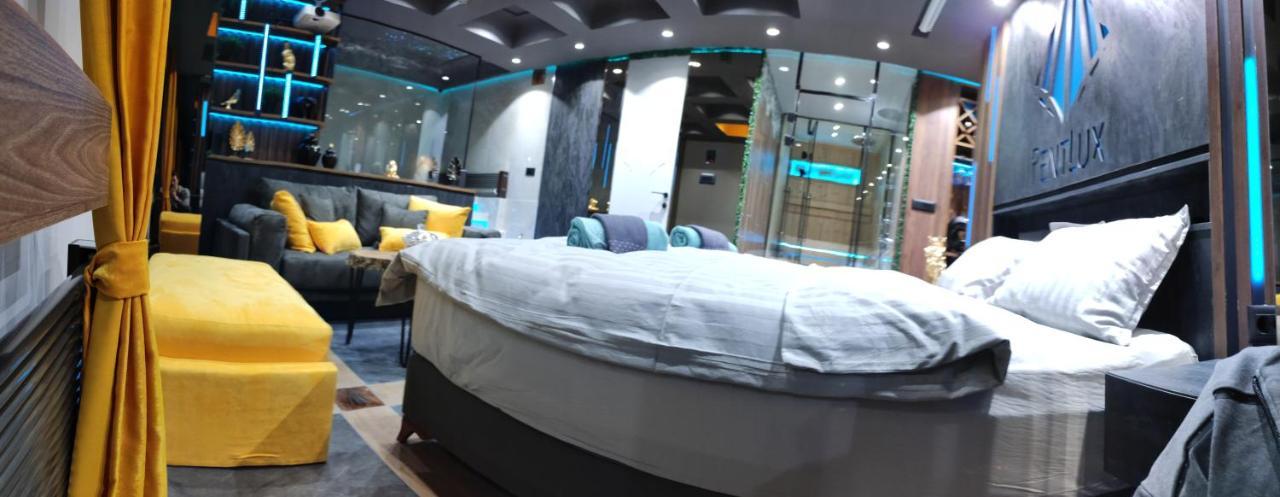 Pentlux - Spa Penthouse In The Heart Of سكوبجي المظهر الخارجي الصورة